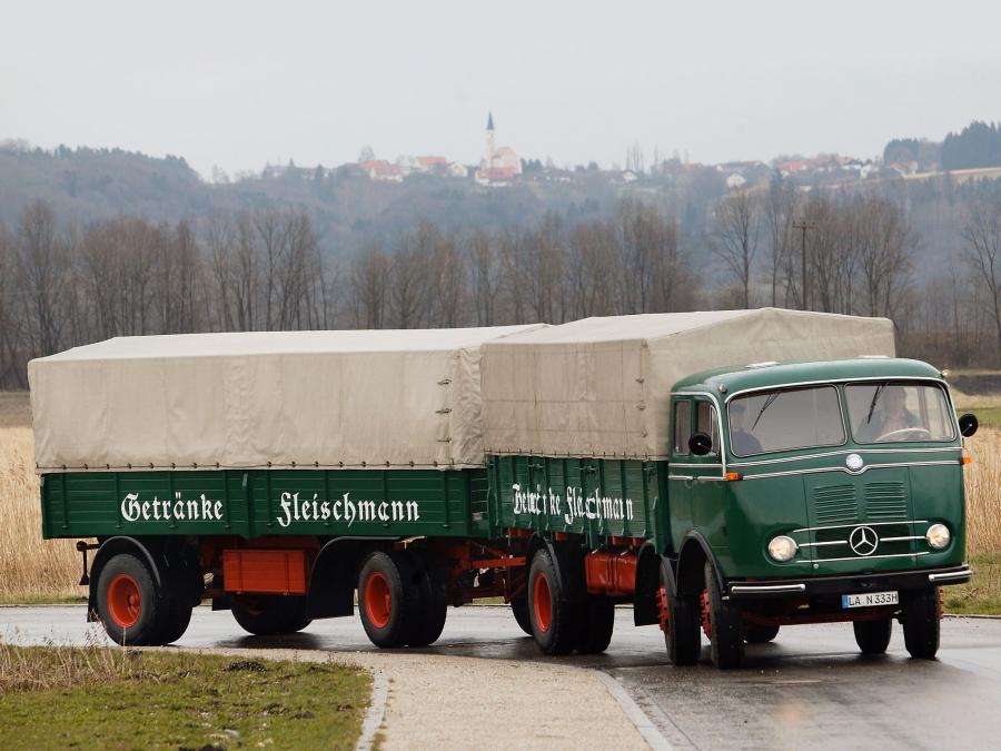  Mercedes-Benz LP333 1958 года  (фото 9 из 15)